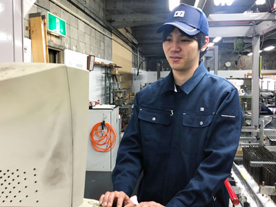 社員インタビュー 生産部織布課ドローインググループ 増沢 進さん DG株式会社 採用情報 増沢 進さん